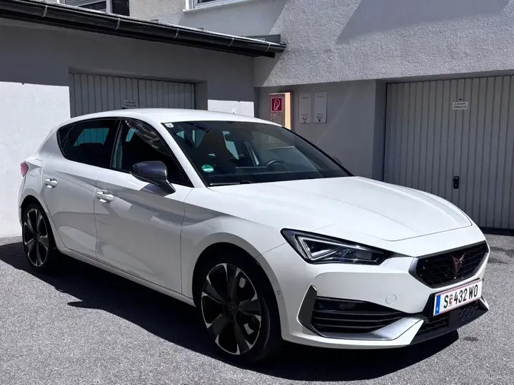 Cupra Leon 2021 photo 2