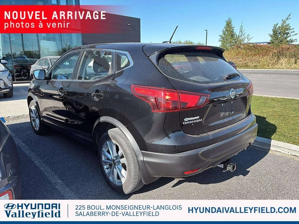 Nissan Qashqai 2018 photo 2