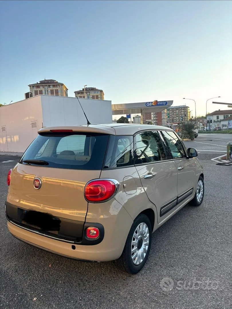 Fiat 500L 2016 photo 2