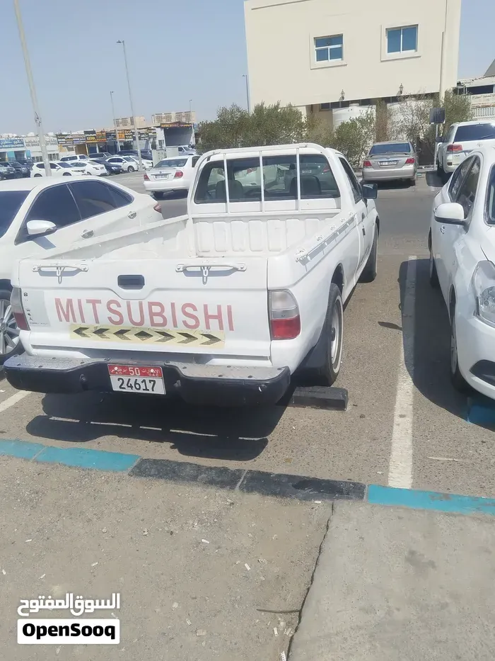 Mitsubishi L200 2005 photo 4
