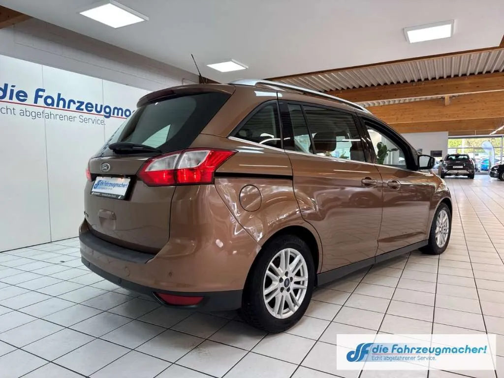 Ford C-Max 2013 photo 4