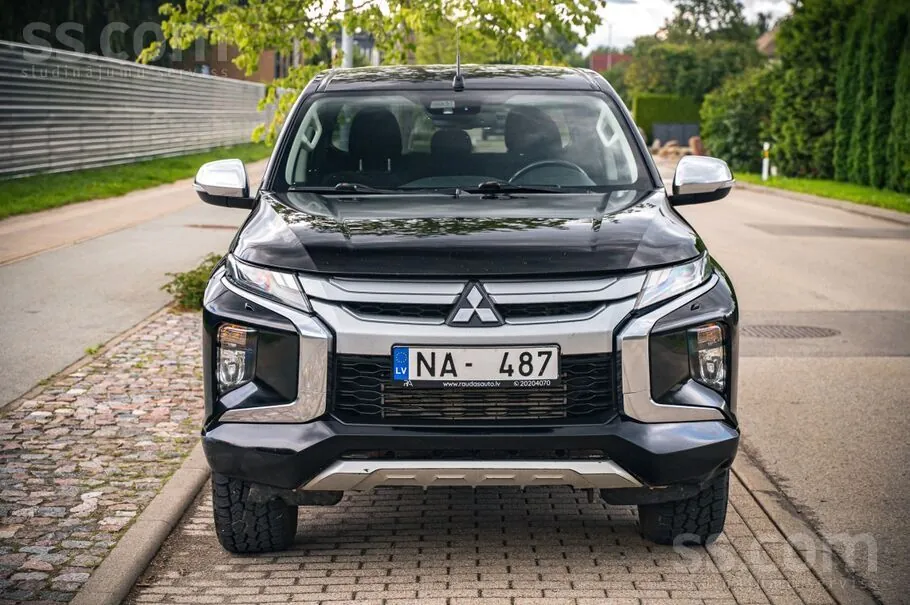 Mitsubishi L200 2021 photo 2
