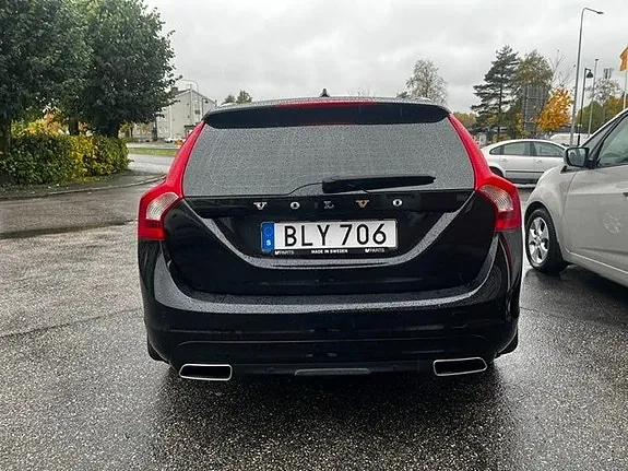 Volvo V60 2015 photo 3
