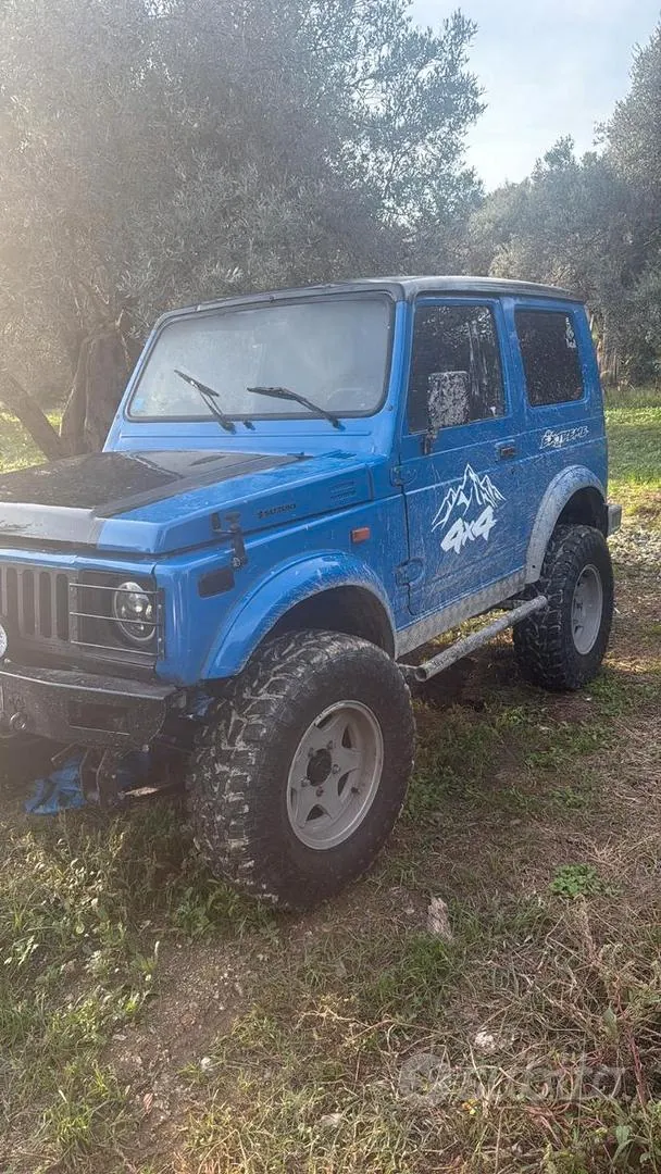 Suzuki Sj400