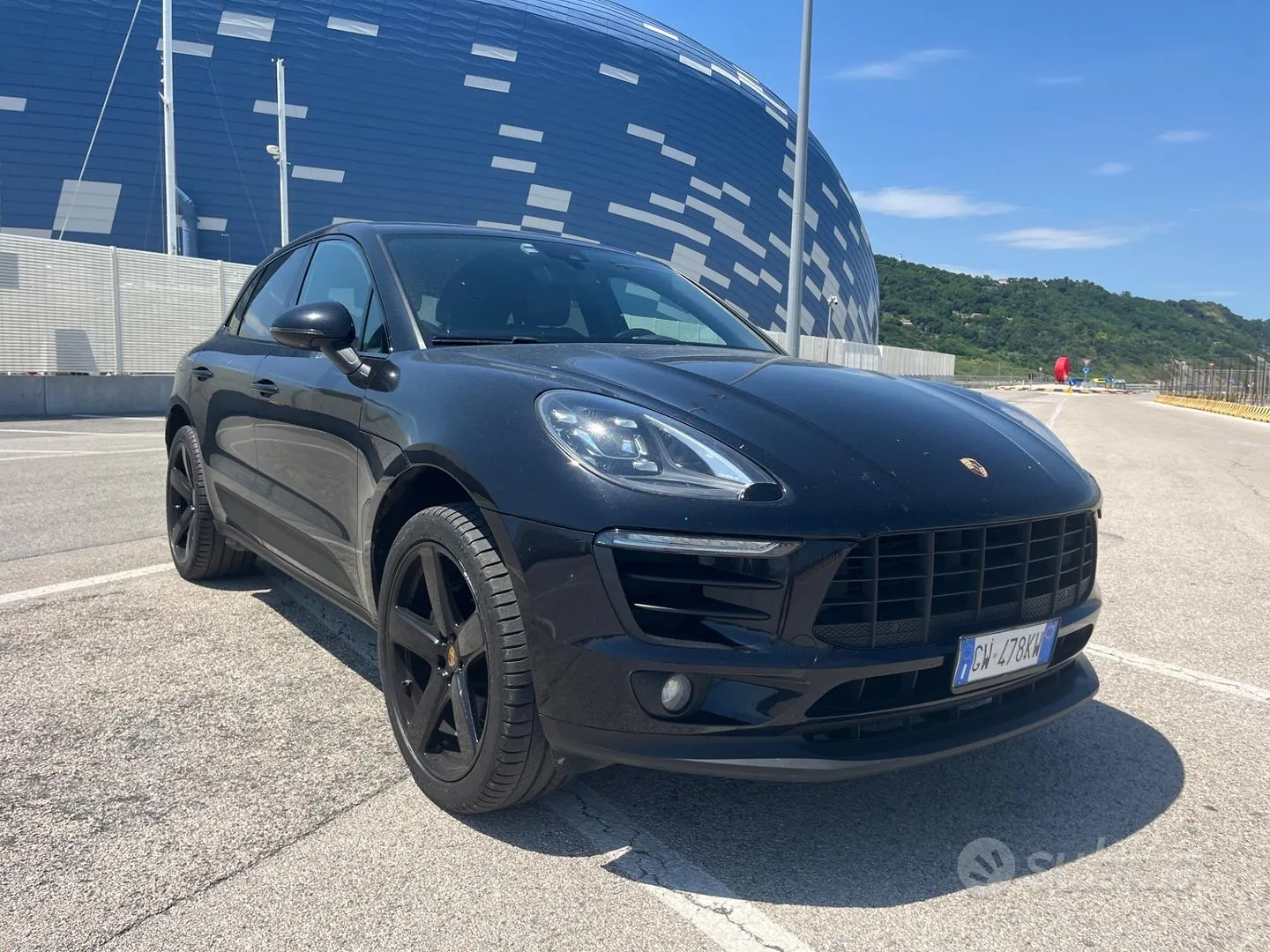 Porsche Macan 2018 photo 2