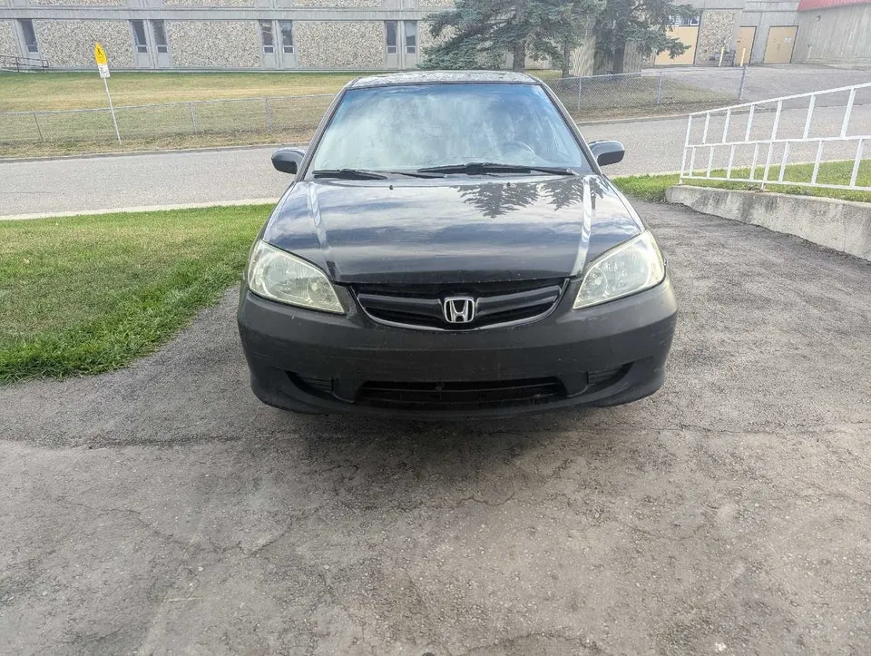 Honda Civic 2004 photo 2