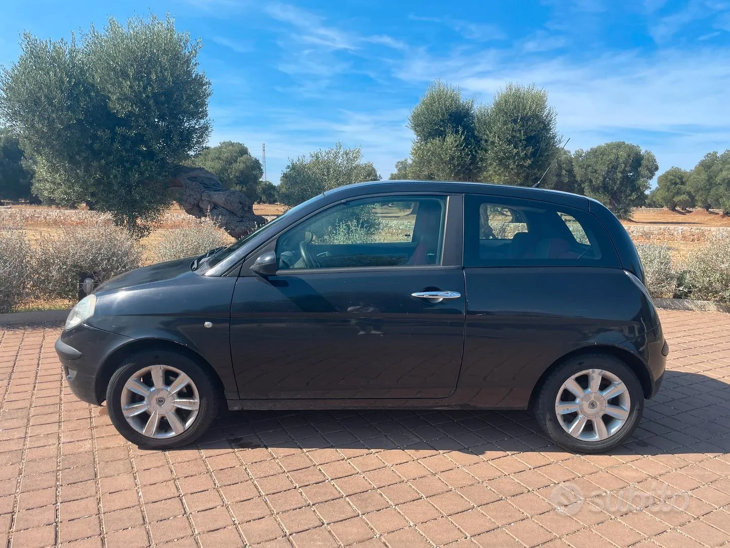 Lancia Ypsilon