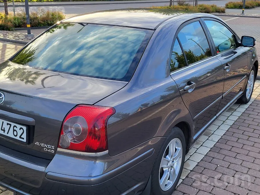 Toyota Avensis 2006 photo 3