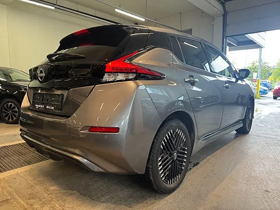 Nissan Leaf 2023 photo 4