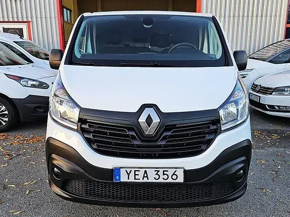 Renault Trafic 2016 photo 2