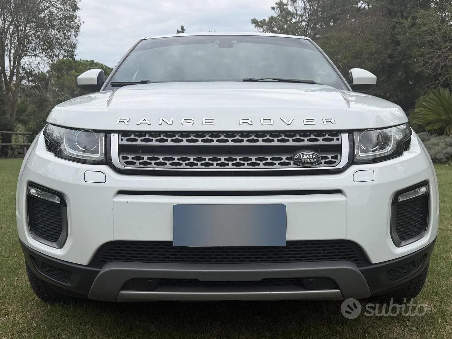 Land Rover Range Rover Evoque 2015 photo 2