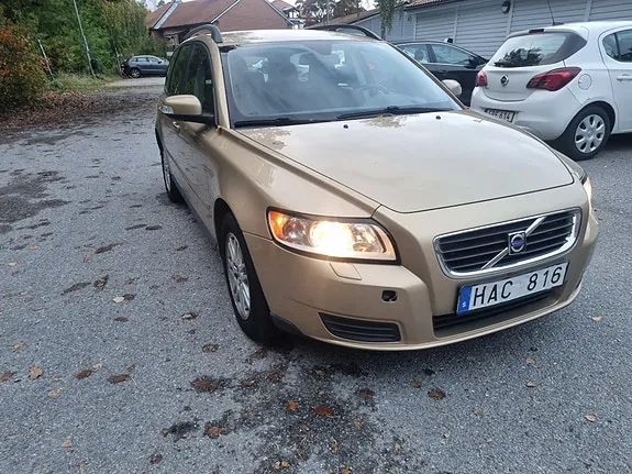 Volvo V50