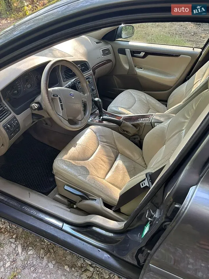 Volvo V70 2006 photo 4
