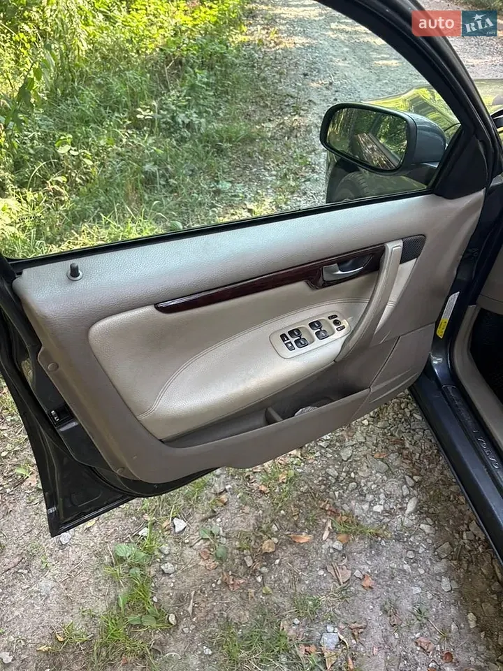 Volvo V70 2006 photo 5