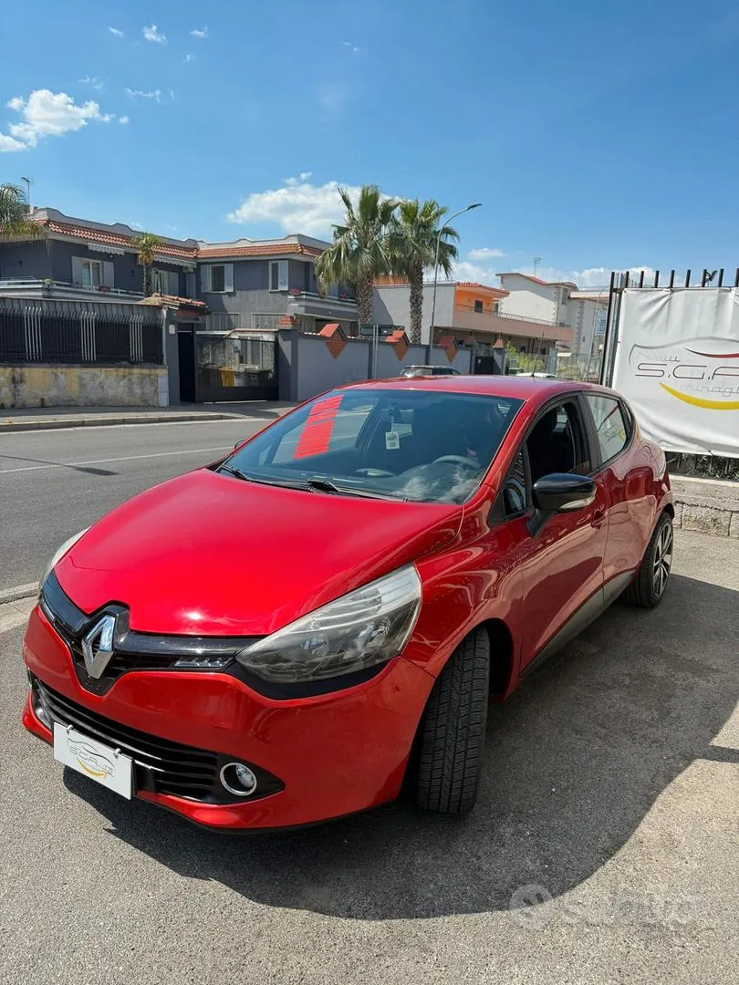 Renault Clio 2016 photo 2