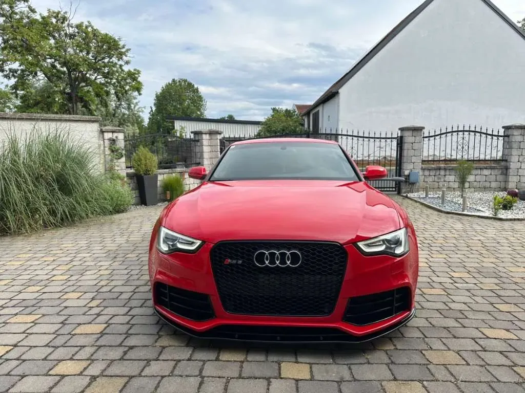 Audi A5 2013 photo 2