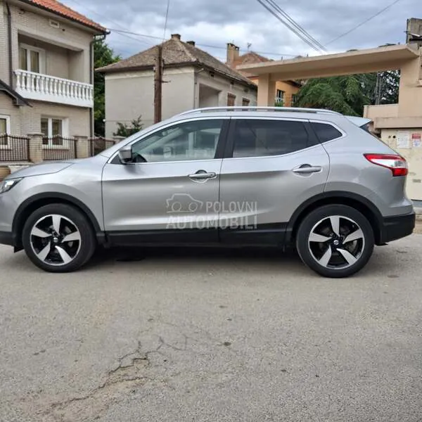 Nissan Qashqai 2015 photo 5