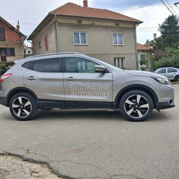 Nissan Qashqai 2015 photo 4