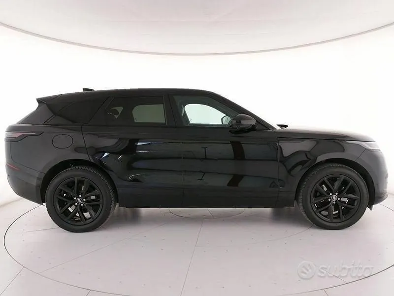 Land Rover Range Rover Velar 2025 photo 3