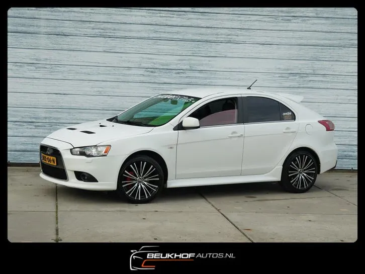 Mitsubishi Lancer