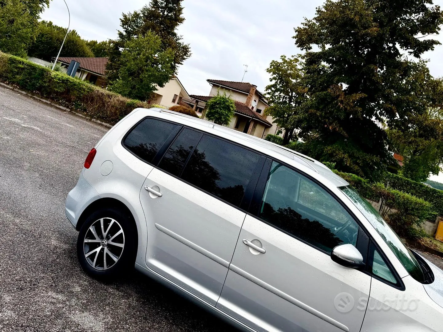 Volkswagen Touran 2013 photo 5