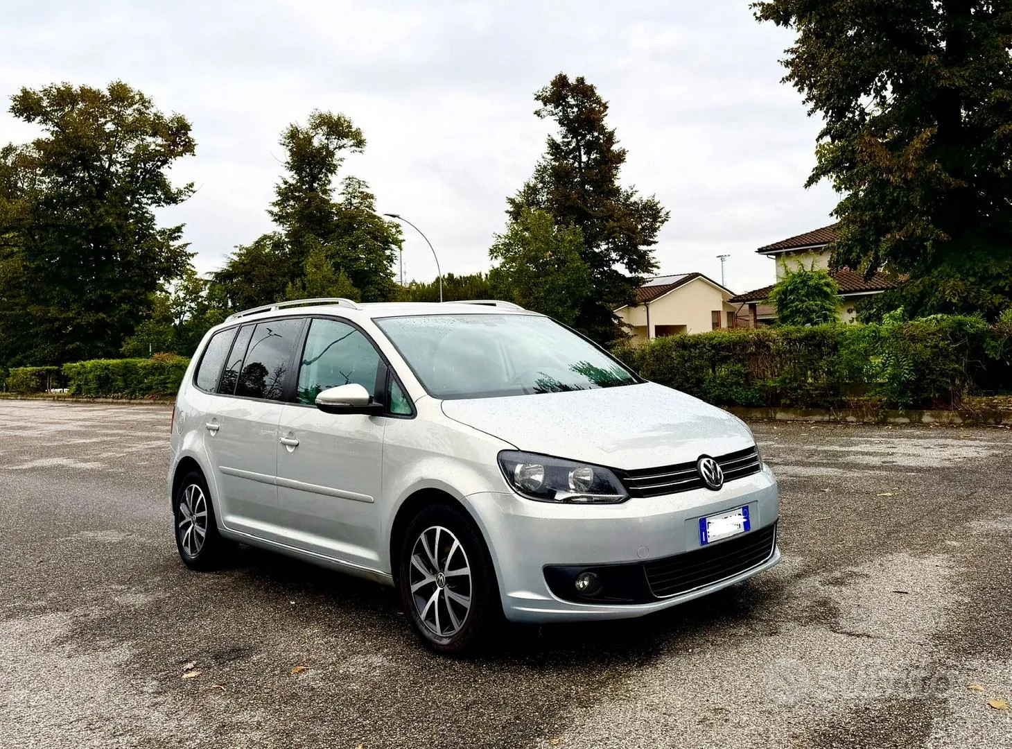 Volkswagen Touran 2013 photo 3