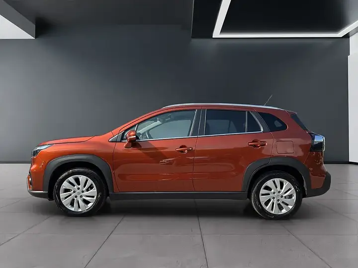 Suzuki S-Cross 2024 photo 3