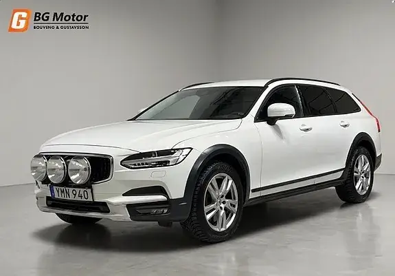 Volvo V90 Cross Country