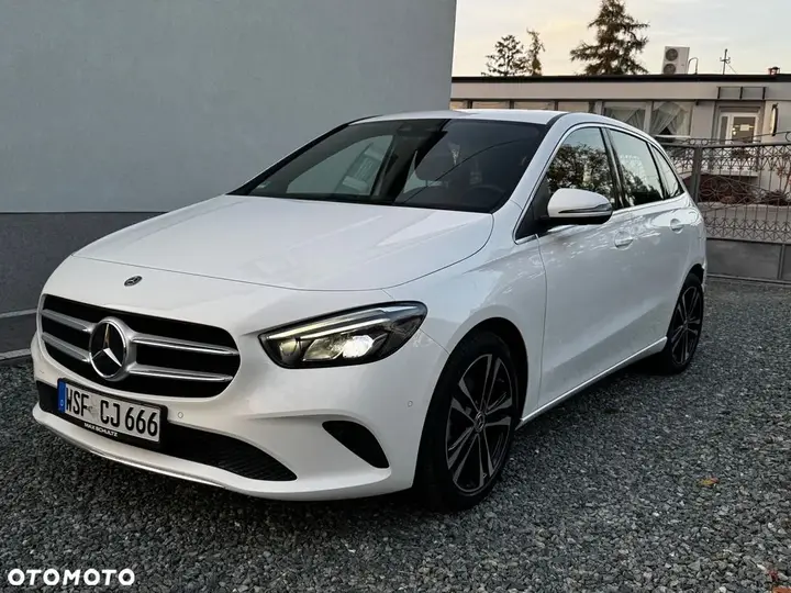 Mercedes-Benz B-Class 2019 photo 2