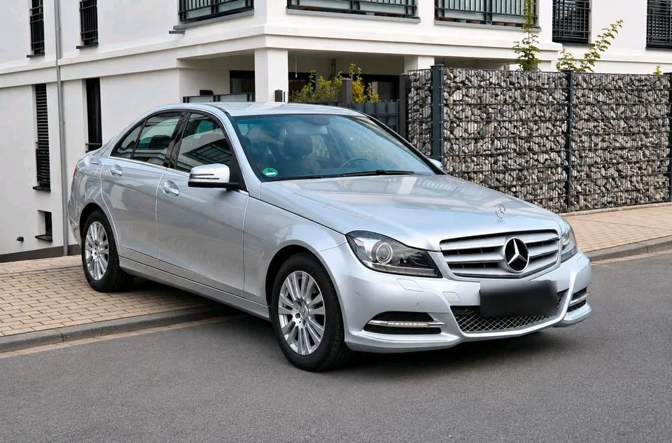 Mercedes-Benz C250