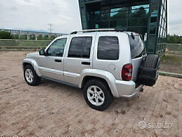 Jeep Cherokee 2008 photo 4