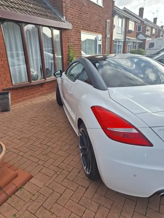 Peugeot Rcz 2013 photo 2