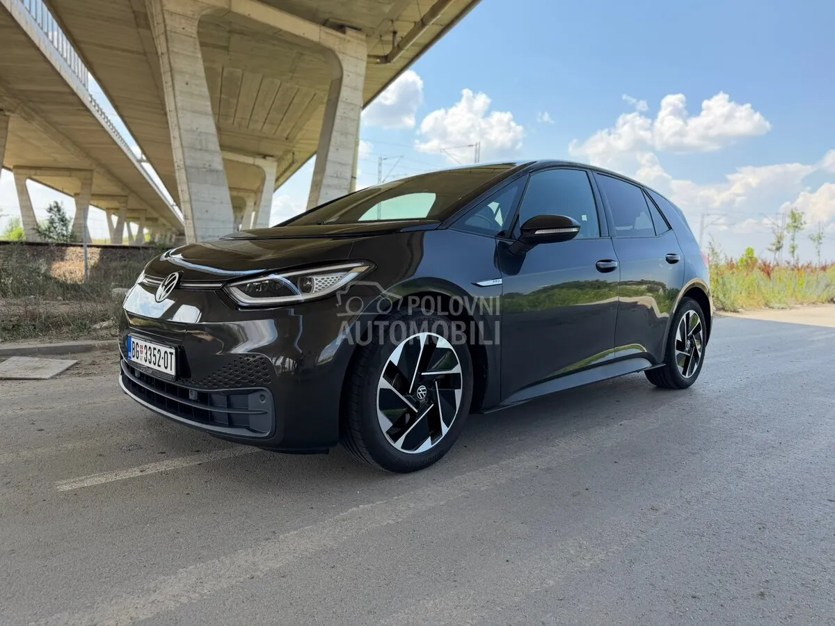 Volkswagen Id.3 2021 photo 2