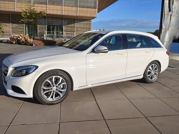 Mercedes-Benz C220 D