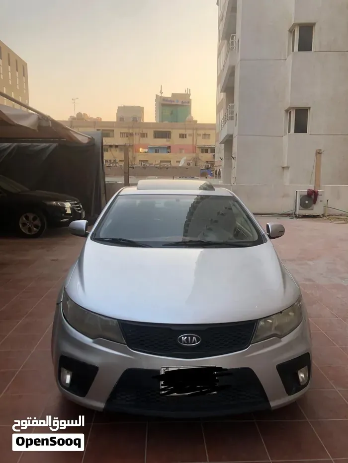 Kia Cerato 2011 photo 2