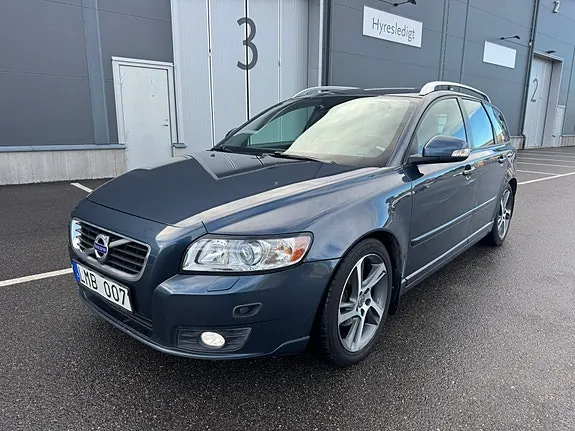 Volvo V50 2012 photo 2
