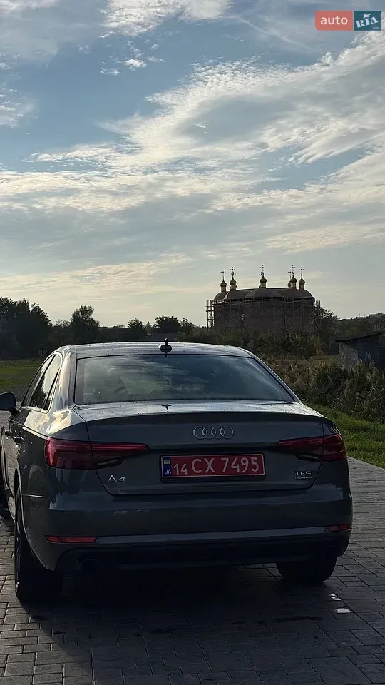 Audi A4 2017 photo 2