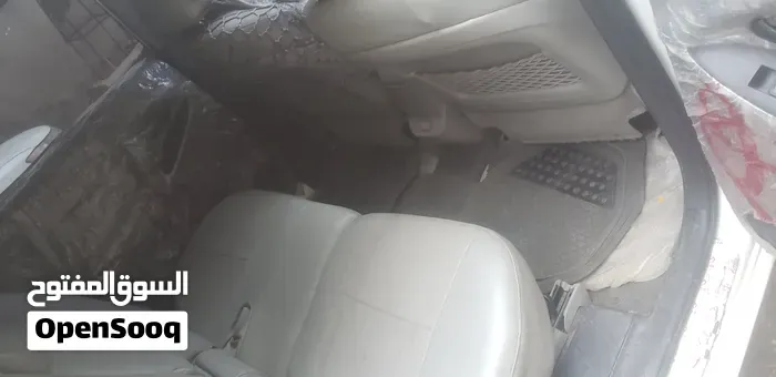 Toyota Rav4 2011 photo 3
