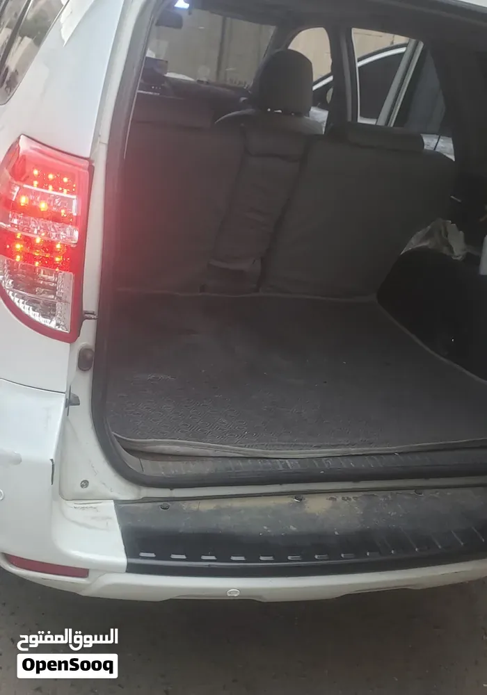 Toyota Rav4 2011 photo 2