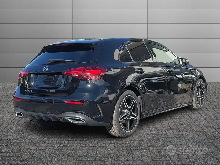 Mercedes-Benz A 180 photo 2