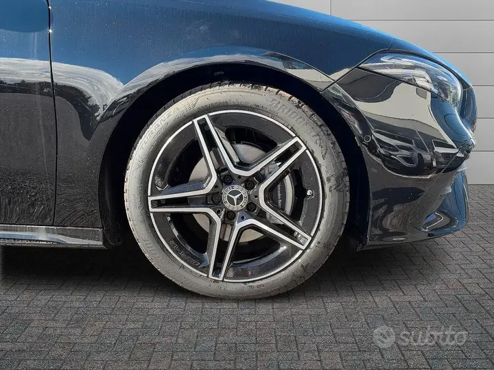 Mercedes-Benz A 180 photo 5