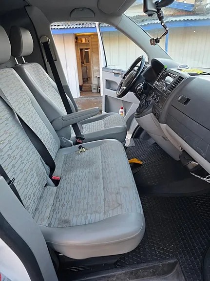 Volkswagen Transporter 2012 photo 3