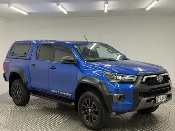 Toyota Hilux 2024 photo 2