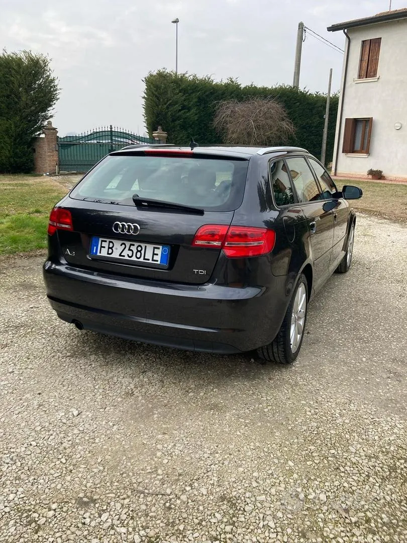 Audi A3 2011 photo 3