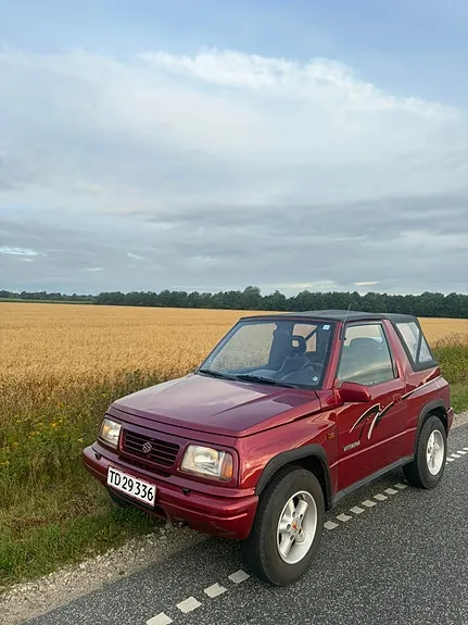 Suzuki Vitara 1996 photo 2