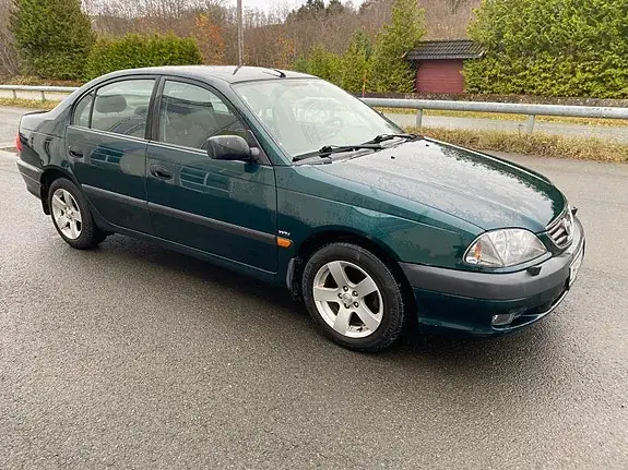 Toyota Avensis 2002 photo 4
