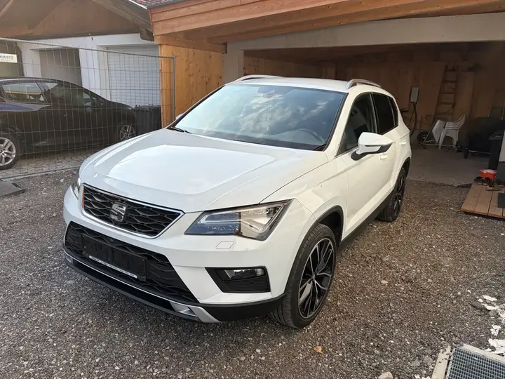 Seat Ateca 2016 photo 2