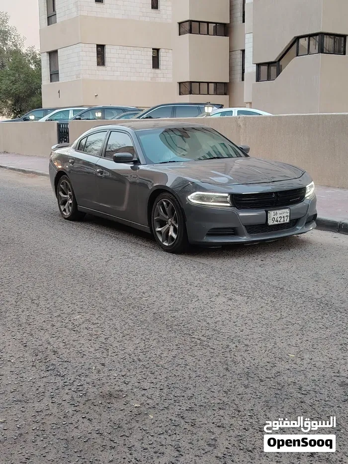 Dodge Charger 2019 photo 2