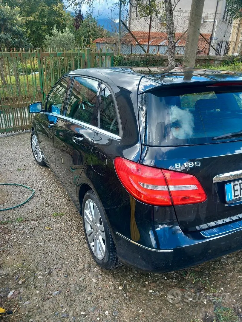 Mercedes-Benz B 2013 photo 2