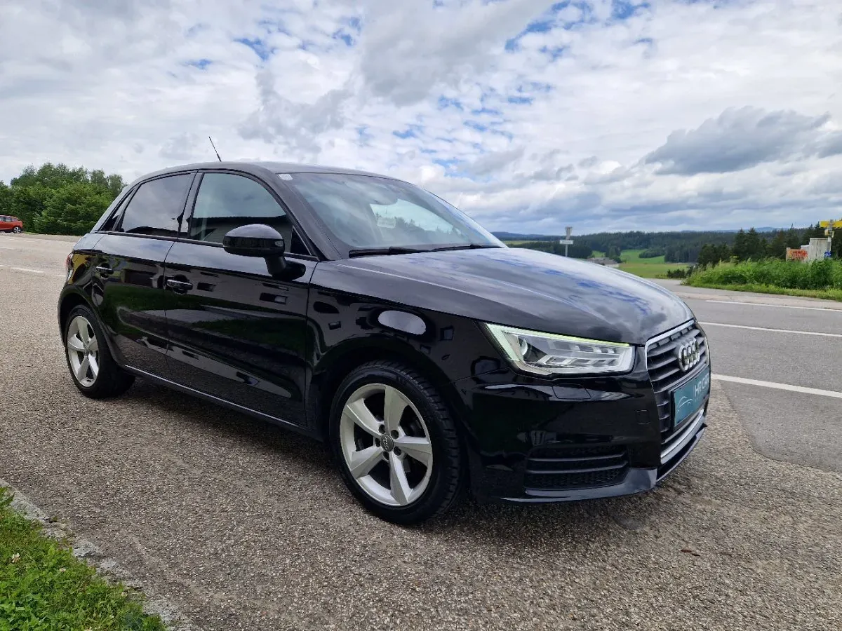 Audi A1 2016 photo 2